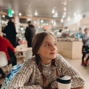 Meet your Posher, Sloan